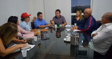 Reitoria mantém medidas restritivas e docentes apontam diálogo entre o Governo e a gestão como saída para crise Reitoria mantém medidas restritivas e docentes apontam diálogo entre o Governo e a gestão como saída para crise