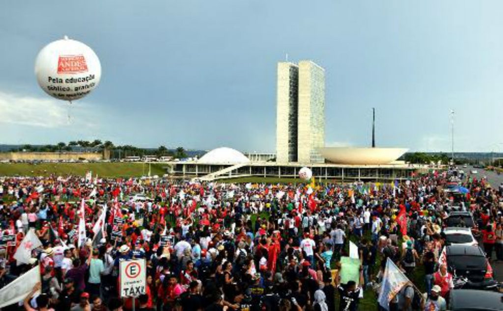 Centrais Sindicais convocam greve nacional dia 5 contra reforma da Previdência