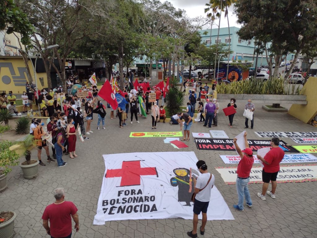 Manifestantes voltam a ocupar ruas pelo impeachment de Bolsonaro
