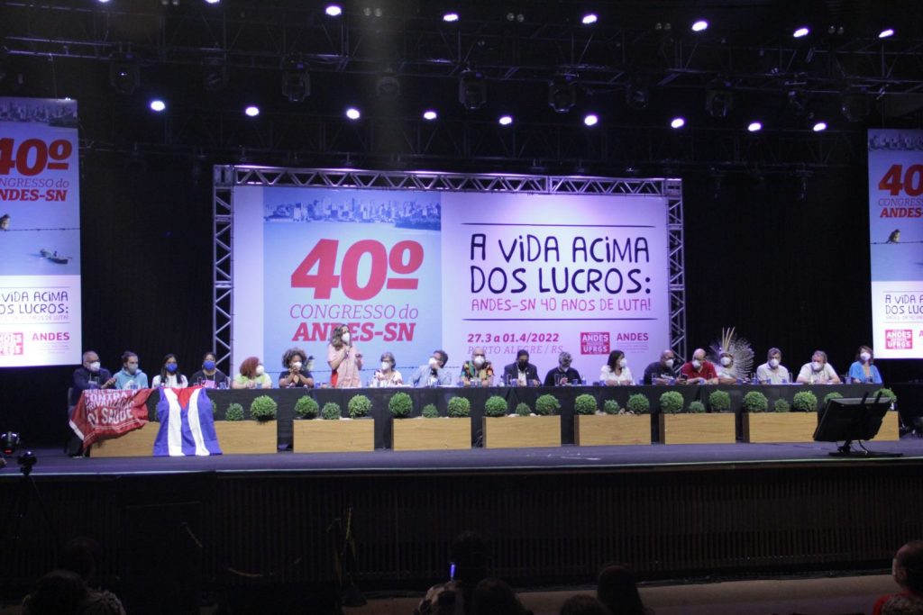 Vida acima dos lucros e fora Bolsonaro marcam abertura do 40º Congresso do ANDES-SN
