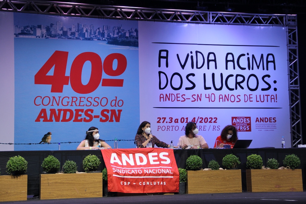 Luta pela derrota de Bolsonaro, em defesa da vida e dos direitos da classe trabalhadora pautou debate de conjuntura