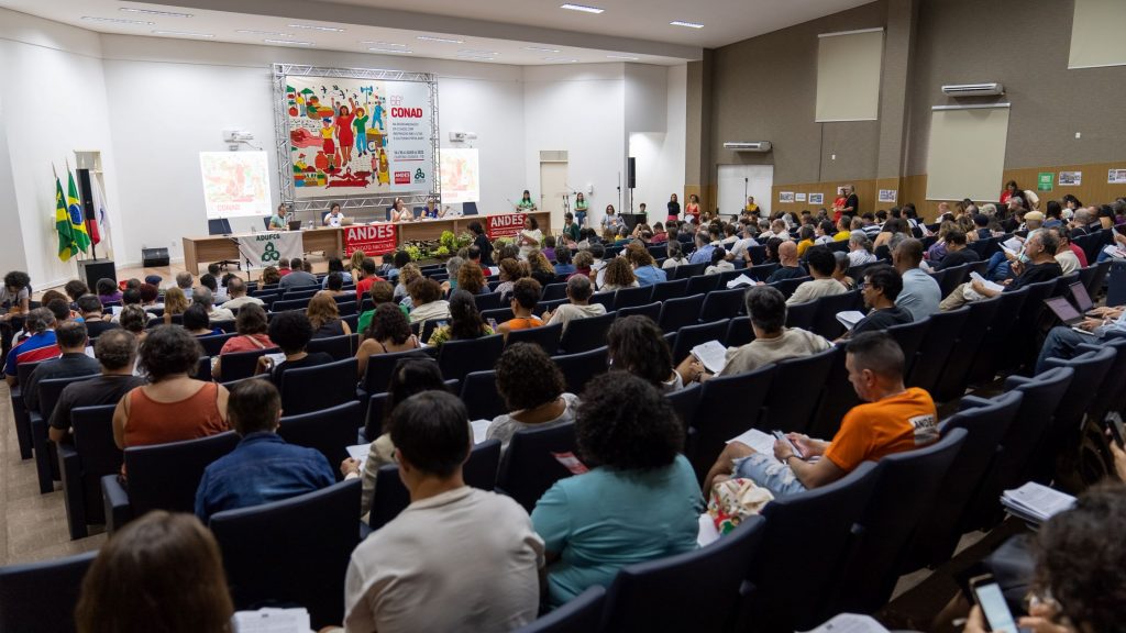 Docentes atualizam planos de lutas do ANDES-SN no último dia do 66° Conad