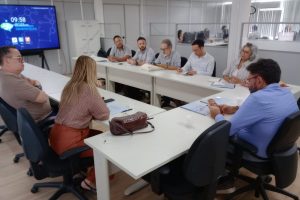 ADUEPB participa de reunião de mesa triparte que discute melhoria da infraestrutura dos campi de João Pessoa, Patos e Monteiro
