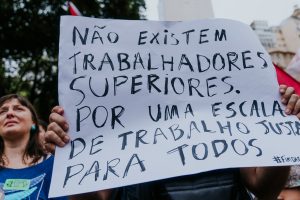 CCJ do Senado aprova fim da escala 6×1 e texto vai ao Plenário